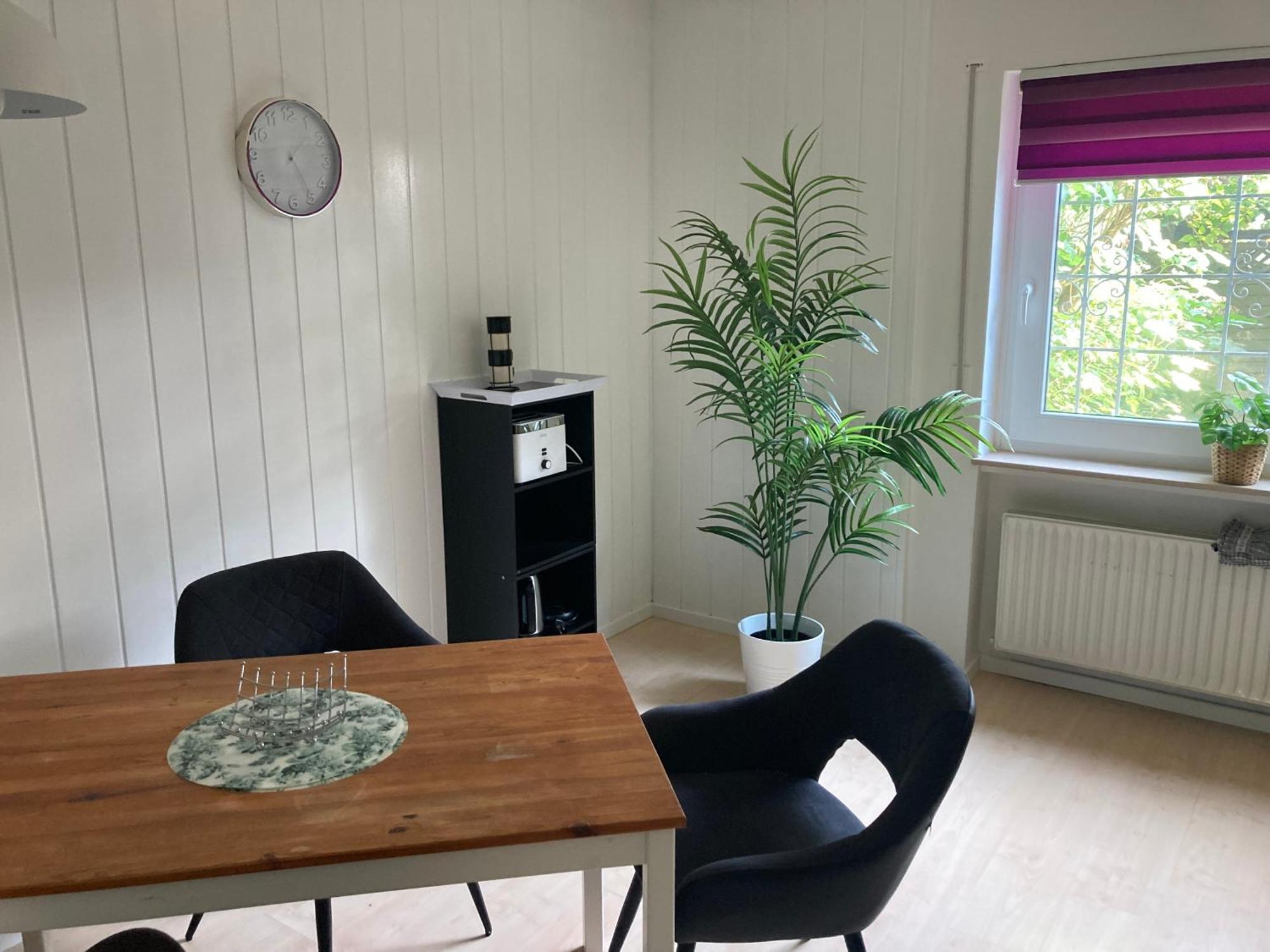 Amselweg Am Waldrand Gelegen Netflix Eigener Carport Uvm Appartement Taunusstein Buitenkant foto