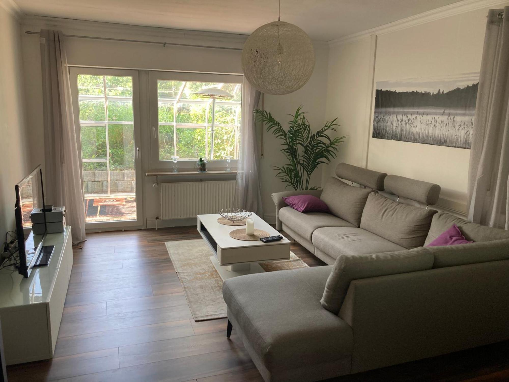 Amselweg Am Waldrand Gelegen Netflix Eigener Carport Uvm Appartement Taunusstein Buitenkant foto