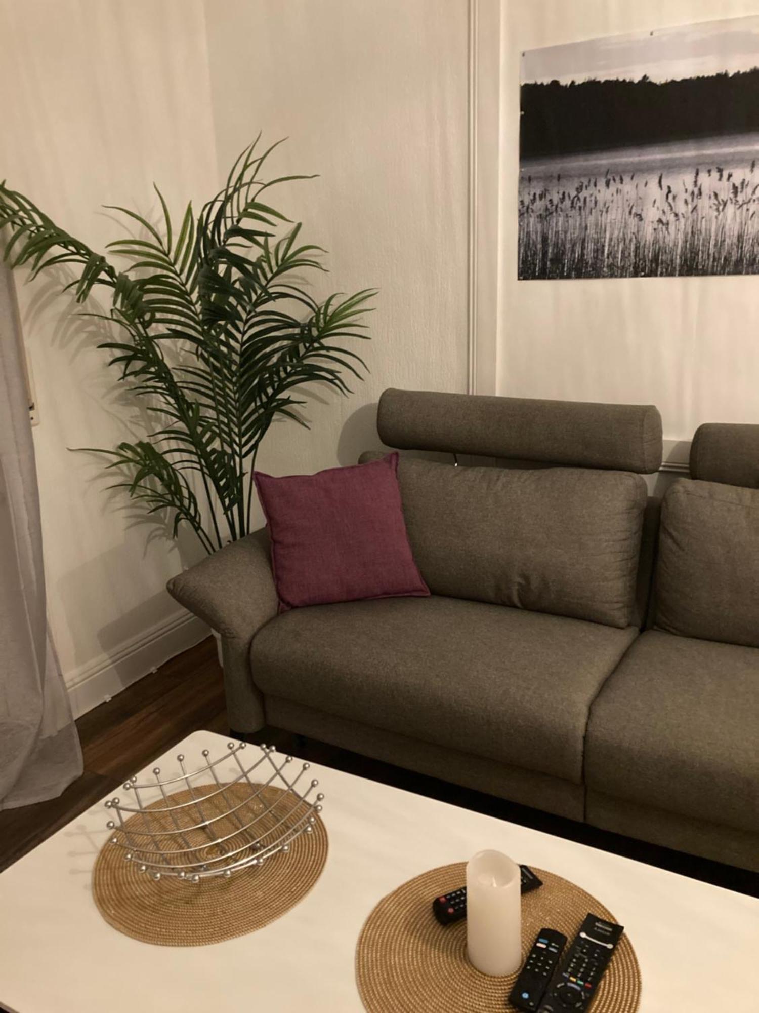 Amselweg Am Waldrand Gelegen Netflix Eigener Carport Uvm Appartement Taunusstein Buitenkant foto